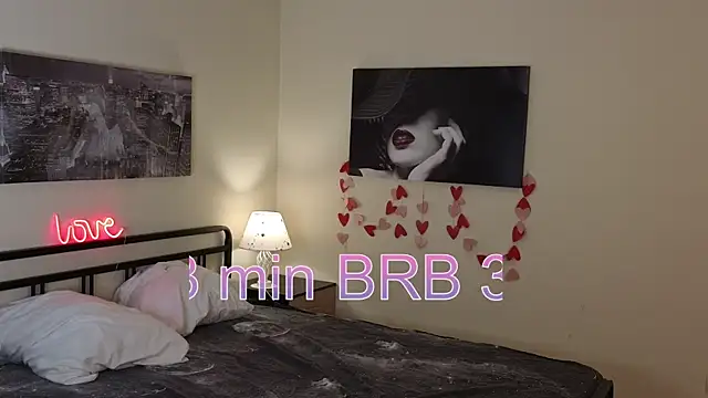 צ'אט XXX בשידור חי של Barbara_Little