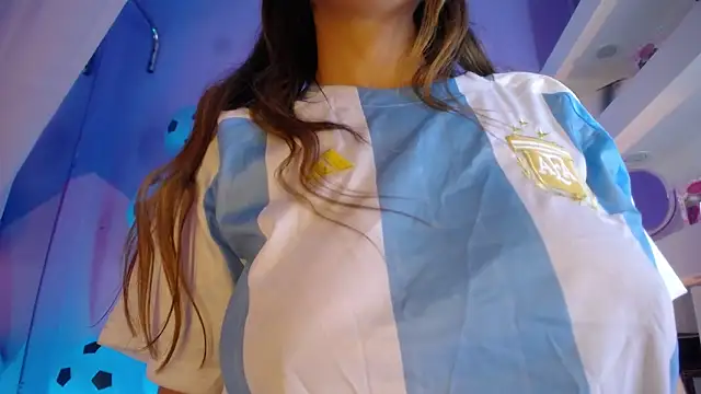 Sara_Harris7 élő XXX-chatje