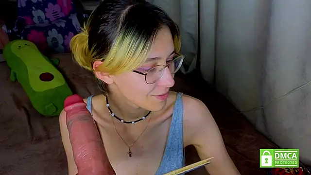 Sharlikiss' Live XXX Chat