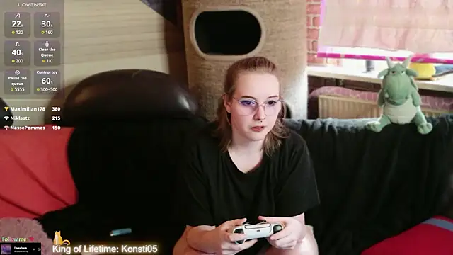 GamerGirl_Eve: απευθείας συνομιλία ΧΧΧ