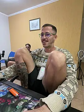 MeladoDiMel's Live XXX Chat
