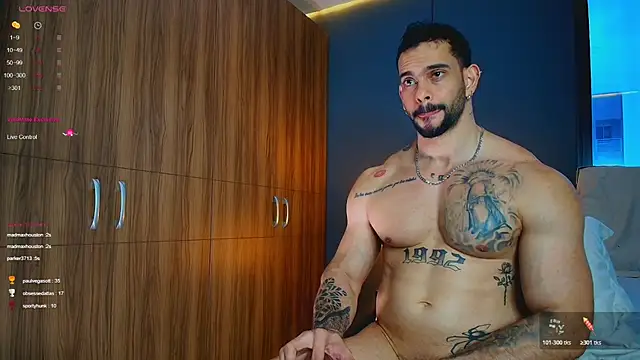massimo_visconti's Live XXX Chat