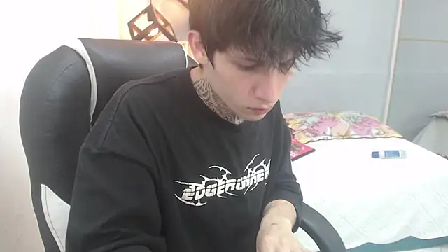 naty_18 Chat XXX in diretta