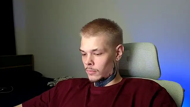 Онлайн чат XXX DENIS_HERE