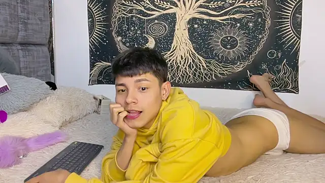 Andy_Belier23's Webcam Show