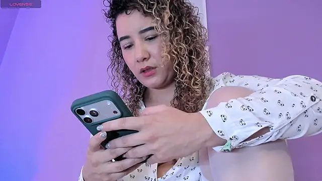Živý XXX chat Charlotte11-11