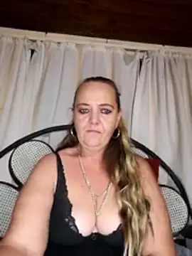 Kimmyb777's Live XXX Chat