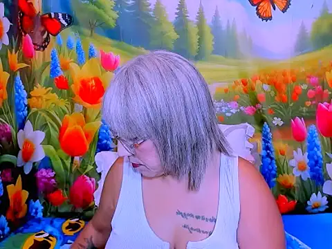 Chat XXX en directo de indianroxy
