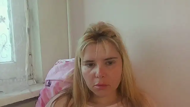 Chatroom XXX en direct de HornyElena