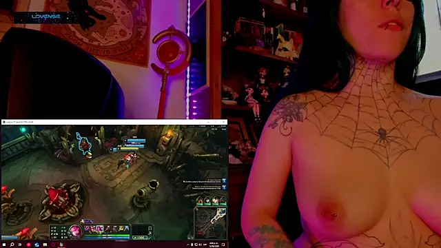 Hisato111's Live XXX Chat
