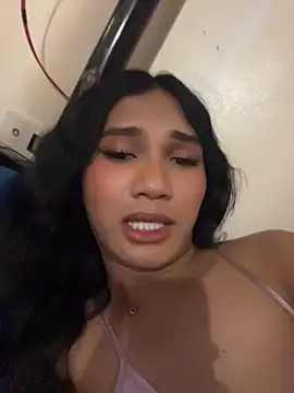 slutty_aki Adlı Modelin Canlı XXX Sohbeti