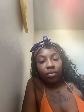 Cocochanel4567's Live XXX Chat
