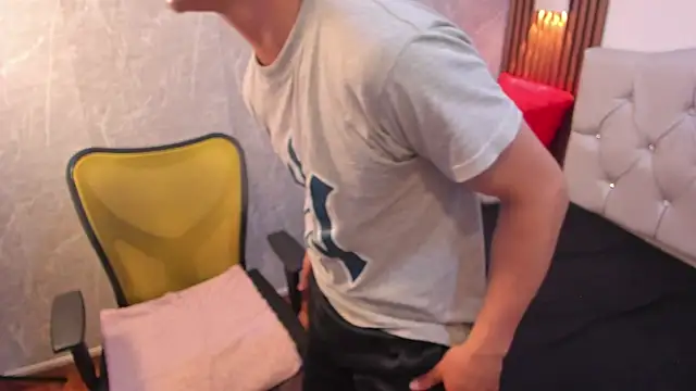 Tony_Zackk Webcam show