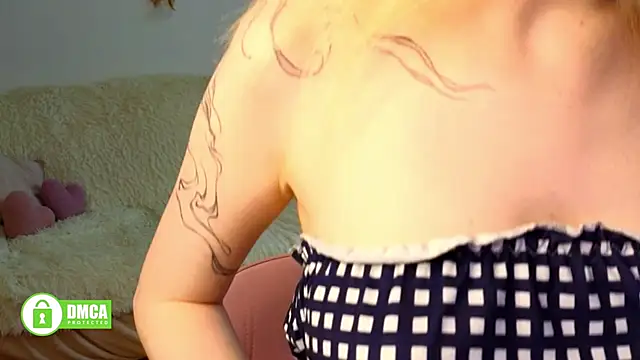 Chat XXX ao vivo de Rochelle_kitty