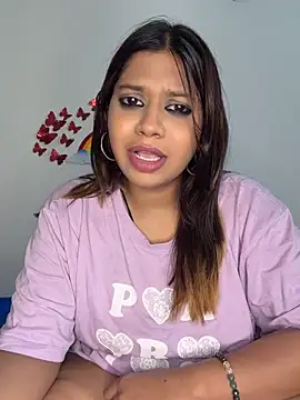 Chatroom XXX en direct de Malika_Secrets