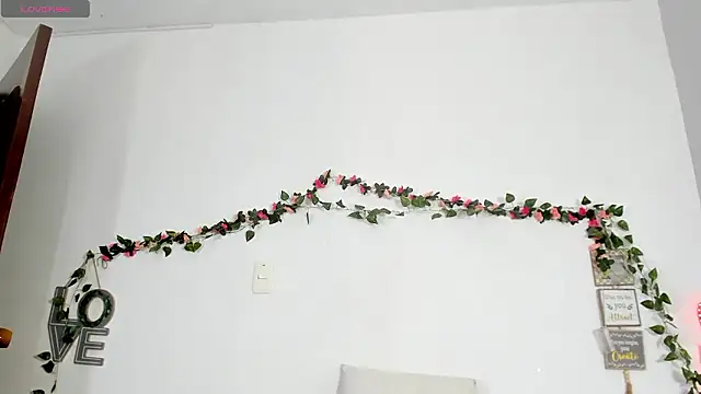 sofia-belle live XXX chat
