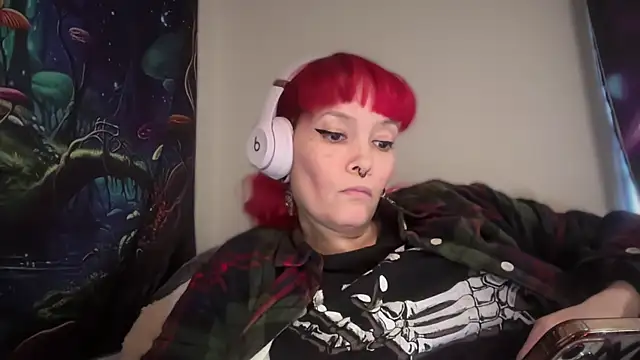 Chat +18 de FRRANNKIE ao vivo