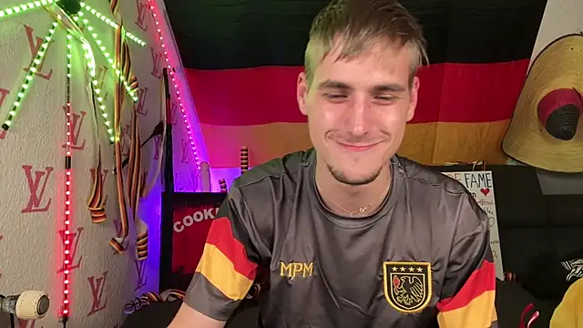 Онлайн чат XXX Cookieboy88