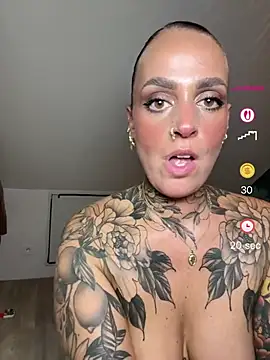 Czat XXX na żywo – venustattoue