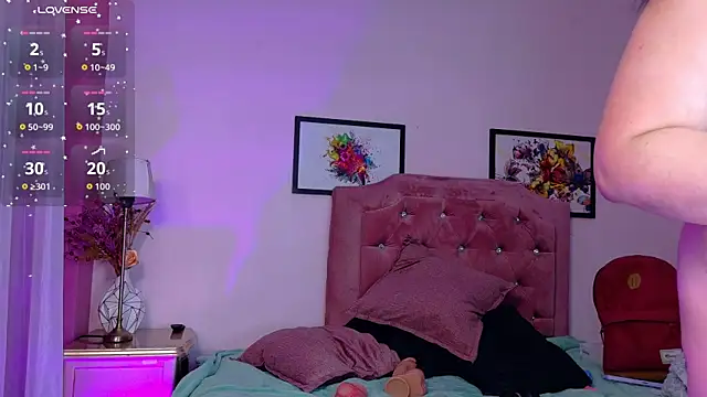 Chat +18 de Selenee23 ao vivo