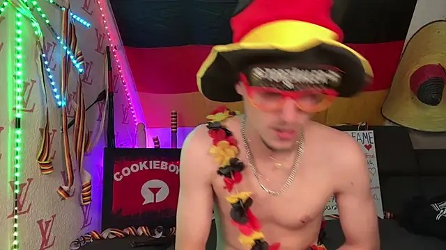 Cookieboy88 即時 XXX 聊天
