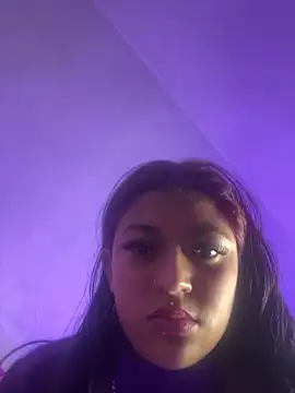 Danniecute_ XXX чат на живо