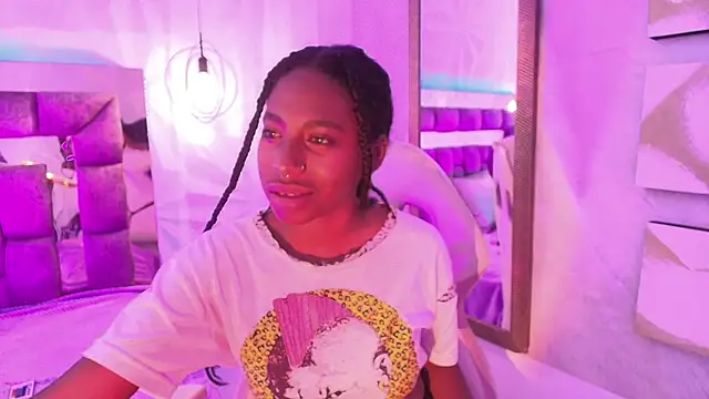 Chat +18 de Queen_perla_ ao vivo