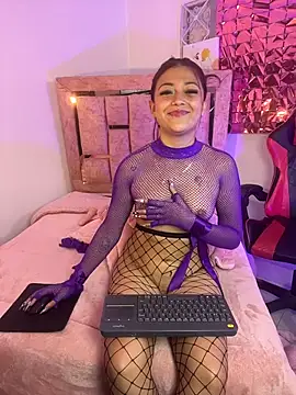 Czat XXX na żywo – Danniecute_