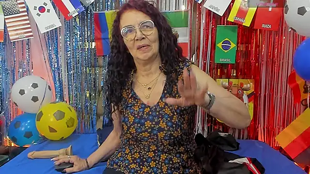 Chat +18 de agatha_ross26 ao vivo