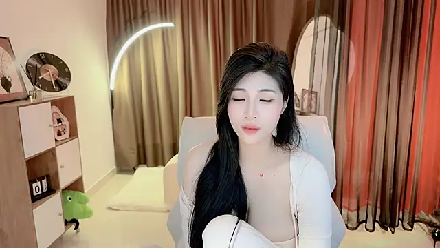 Chat XXX ao vivo de Vaidurya-Yolo