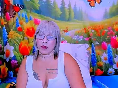 Chat XXX en directo de indianroxy
