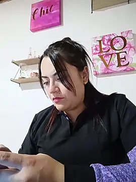 Chat XXX ao vivo de Lesly_10-