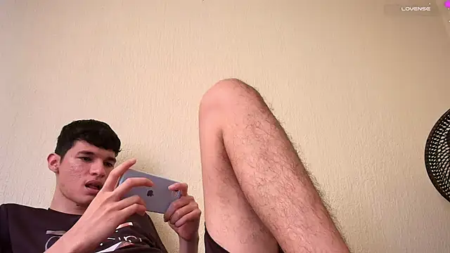 Paulhot018のライブXXXチャット