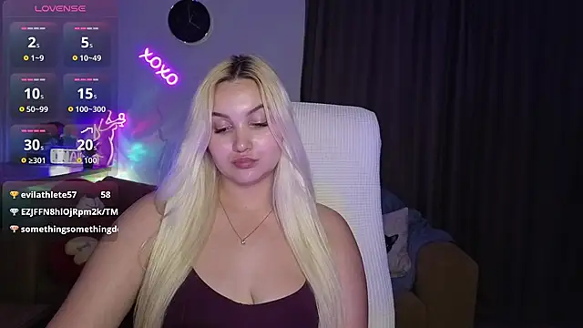 adrelaxina's Live XXX Chat