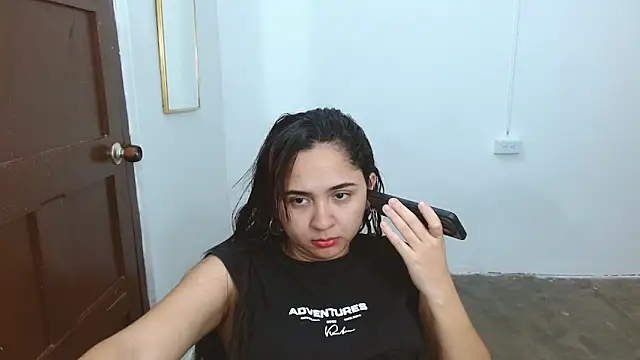 Thalian 라이브 XXX 채팅