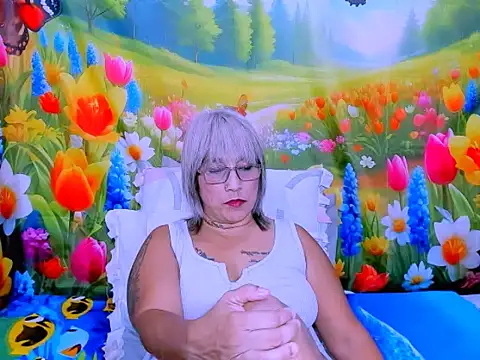 Онлайн чат XXX indianroxy