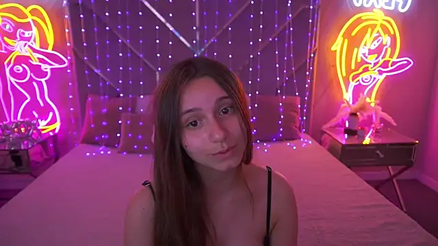 TinyNatalie – Naživo XXX chat
