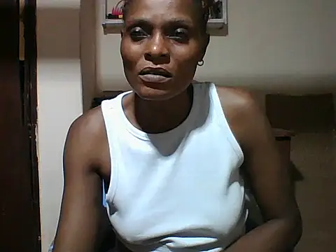 Ebonyqueen4 – Naživo XXX chat