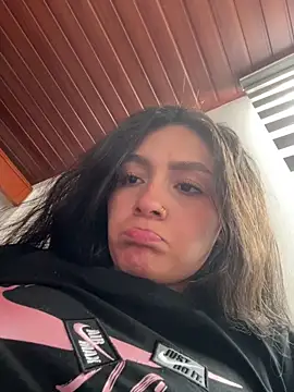 Alyha_cortes_ 现场XXX聊天
