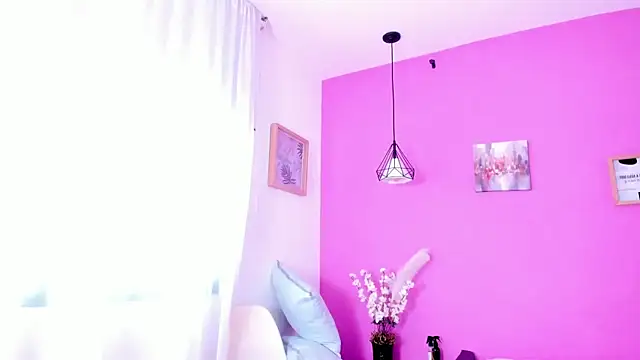 liapinketn Live XXX chat
