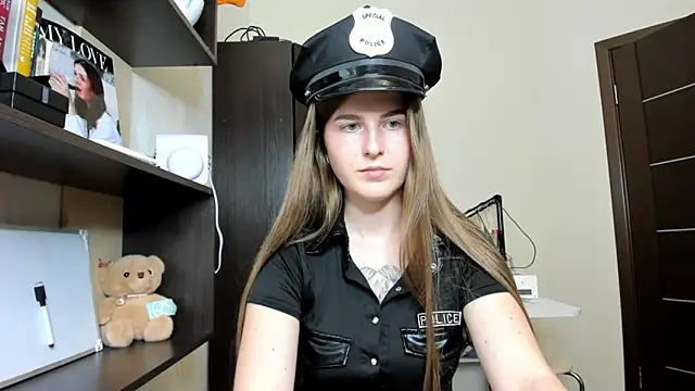 OhMyAlice: απευθείας συνομιλία ΧΧΧ