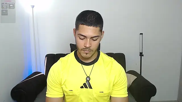 Iamdylan777のライブXXXチャット