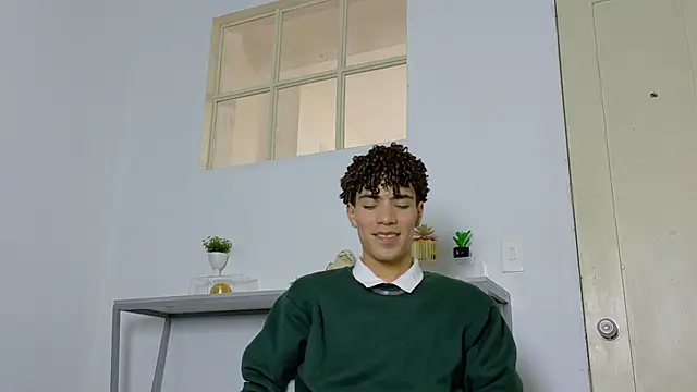 Monyel_Blake Live XXX-Chat