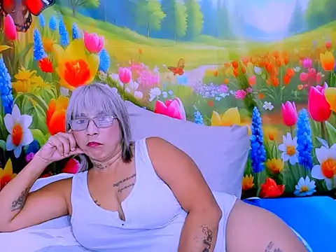 indianroxy 即時 XXX 聊天