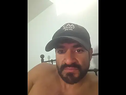 Czat XXX na żywo – piggylatino