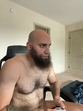 MastaWolfy's Live XXX Chat