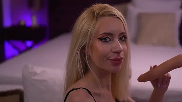 CaseyPosh Chat XXX live