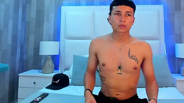 BlakeDam Live XXX Chat