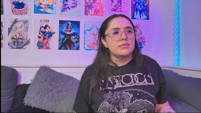 snowblack_'s Live XXX Chat