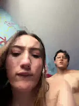 Show modela Valery_Salmons na web-kameri